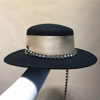 01908-jinri-67 Įžymybės, mergina, panele, Metalo Grandinės fedoras bžūp moterų iškilmingą vakarienę panamos skrybėlė
