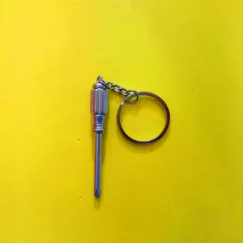 20 Vnt. Mini įrankis keychains atsuktuvas paketų prižiūrėtojų raktinę pasukite varžtą keychain metalo keychain cinko lydinys, raktų žiedas kūrybos keychain