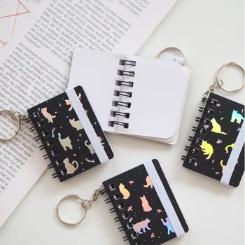 4pcs Katės Galaxy Mini Pocket Sąsiuvinis Linijos Ritė Keychain Dienoraštis, Užrašinė Rašyti Pagalvėlės Žodžiai Memo Pastaba Knygos, mokyklinės prekės, Raštinė