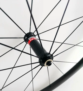 700C 38mm gylis kelio dviračiu anglies ratų 25mm pločio kniedė, skirta/Vamzdinės dviračių Ultra light anglies aširačio UD matiniu paviršiumi