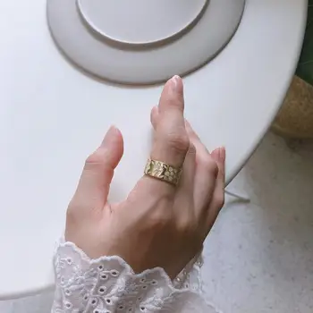 925 sterlingas sidabro žiedas paprastas aukso paviršiaus gėlių spausdinti žiedas sidabro moterų piršto apdailos plataus veido sidabro žiedas