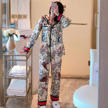 Animacinių Filmų Pižama Moterų Mielas Ledo Šilko Sleepwear Satino Pyjama Ilgomis Rankovėmis, Kelnes Nustatyti Laisvalaikio Namuose Kostiumas Ištaigingas Dėvėti Plius Dydis