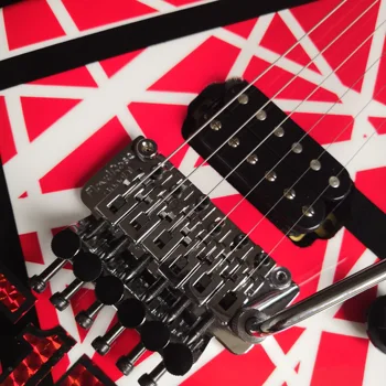 Balta Juostele Raudonos Elektrinės Gitaros Tremolo, Fiksavimo Veržle, Klevų Kaklo Ir Fingerboard