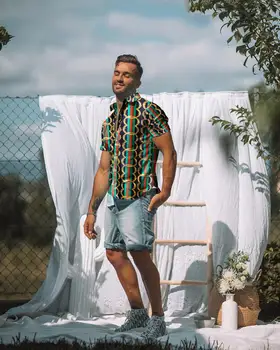 Camisa hawaiana de manga corta para hombre a la moda de 2021 camisas de secado rápido de talla grande asiáticas. M-2XL informa