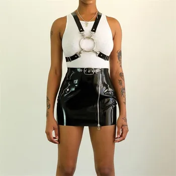 FANTOYE Moterų Pu Lether Užtrauktukas Sijonai Rudenį Juoda Aukšto Juosmens Mini Bodycon Sijonai Sexy Diržas Metalo Šviesus Sijonas Partywear 2020 m.