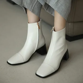 GPOKHDS 2020 moterų batai minkštas Lakinės odos užtrauktukų žiemos trumpas pliušinis aukšti kulniukai moterų batai šalis suknelę, dydis 34