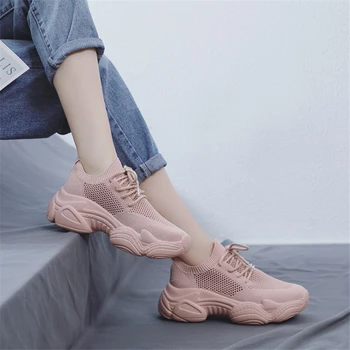JIANBUDAN Prekės ženklo Dizainas Stambusis Sneaker 2021 Naujas Vasaros moteriški laisvalaikio bateliai Kvėpuojantis akių vulkanizuoto avalynė moteris Kojinių batai
