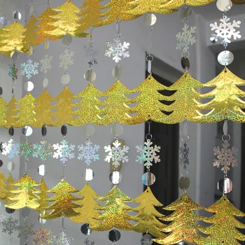 Kalėdinė dekoracija Namuose papuošalai Kalėdų eglutė snaigės china užuolaidos švenčių šalis fone apdailos reikmenys