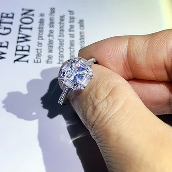 Karšto naujas 18k platinuoti moissanite keturių letena princess square diamond moterų Europos ir Amerikos vestuvinį žiedą