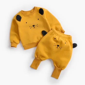 Kūdikiui tinka kūdikių drabužių rudens ir žiemos baby plus aksominis džemperis pp kelnes Animacinių filmų rinkinys medvilnės berniukams ir mergaitėms dviejų dalių