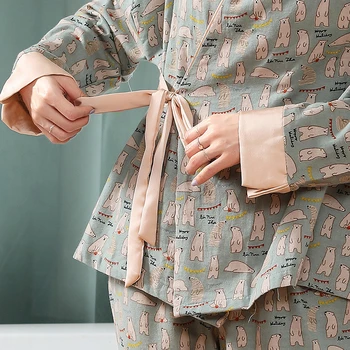 LIEPOS DAINA Mielas Lokys Pižama Komplektas 2 vnt Moterų Animacinių filmų Kimono Spausdinimo Pavasarį, Rudenį Kelnės Sleepwear Pižama Homewear
