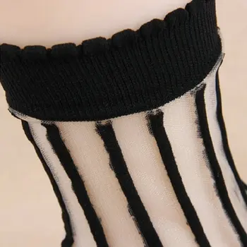 Moterų kojinės Vertikalios juostelės Grynas ir gaivus ir skaidrus kristalas kojinės Nėrinių ms candy spalva crystal kojinės trumpas šilko kojinės