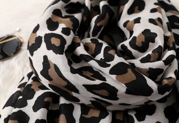 Moterų Leopardas Spausdinti Šalikas Mados Minkštas Skaros Prabangos Prekės Desginer Šalikai Paplūdimio Wrap Pashmina Foulard Femme Bandana