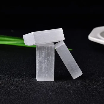Natūralus Baltas Selenitas Kristalų Stick Žetonų Gipso Kvarco Grubus Mineralų Reiki Pavyzdys Taško Gydymo Akmuo 