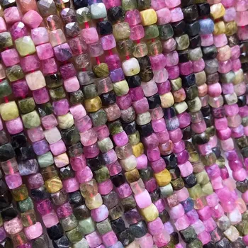 Natūralus cukraus Turmalinas spalvinga 4,5 mm briaunotas kvadratinių granules needleworks perle 