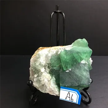 Natūralus Retas Žalia Fluorito Grupių Mineralinių Kristalų Mėginių Akmenų Ir Kristalų Gijimas Kristalų