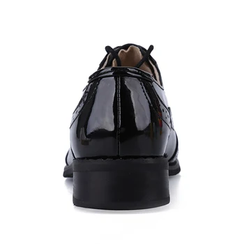 Naujas Mados natūralios odos Lakinės Odos vintage black oksfordo bateliai moterims nėriniai-up Bullock Laisvalaikio bateliai butas batų Sparno galo