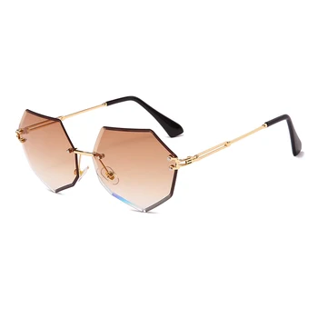 Naujas Mados Taškus Akiniai nuo saulės Prabangos Prekės ženklo Dizaino Moterų Metalo Daugiakampio Saulės akiniai UV400 Atspalvių Akių Oculos de sol