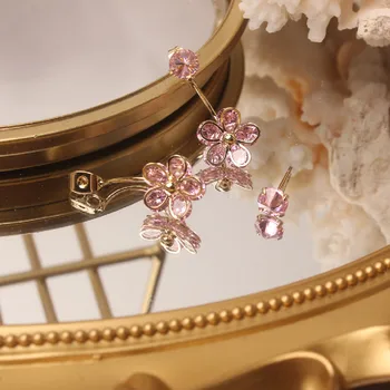 Pietų Korėjos naujo dizaino bižuterijos prabanga spindinti rožinė cirkonis gėlių auskarų kabliukai du būdai, kaip dėvėti moterų auskarai