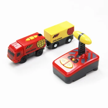 RC Elektrinis, Magnetinis, Geležinkelio Vežimo Garso ir Šviesos Express Sunkvežimių TINKA Medinių Traukinio Bėgių Elektriniai Traukiniai Žaislas Vaikams