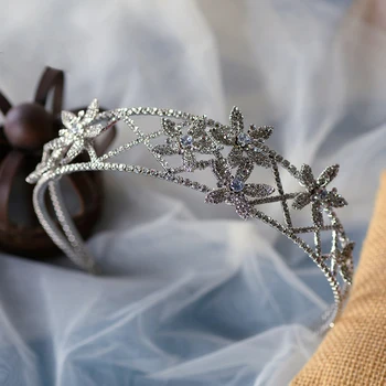 Spalvingas Putojančio Krištolas Brides Kaspinai Žvaigždutės Formos Tiara Headpieces Vestuvių Plaukų Aksesuaras