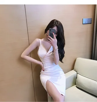 Vasarą naujas korėjiečių moterų diržas low-cut slim mados maišelį klubų susiduria krūtinės seksuali suknelė