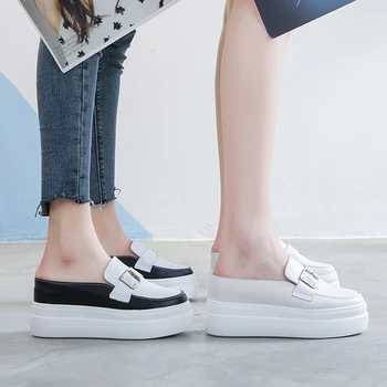 Yiluan 2019 m. vasaros naujus natūralios Odos moteris batai, sandalai metalo sagtis šlepetės Baotou Platforma batai Pleištai šlepetės moterims